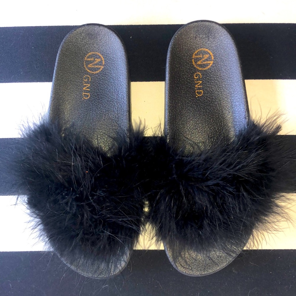 Feather slides